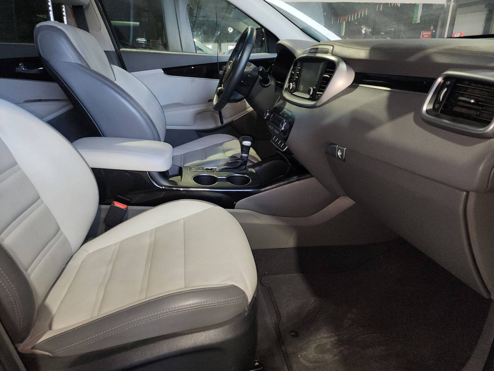 KIA SORENTO 2020 - Marhaba Auction Used Cars - Image 9