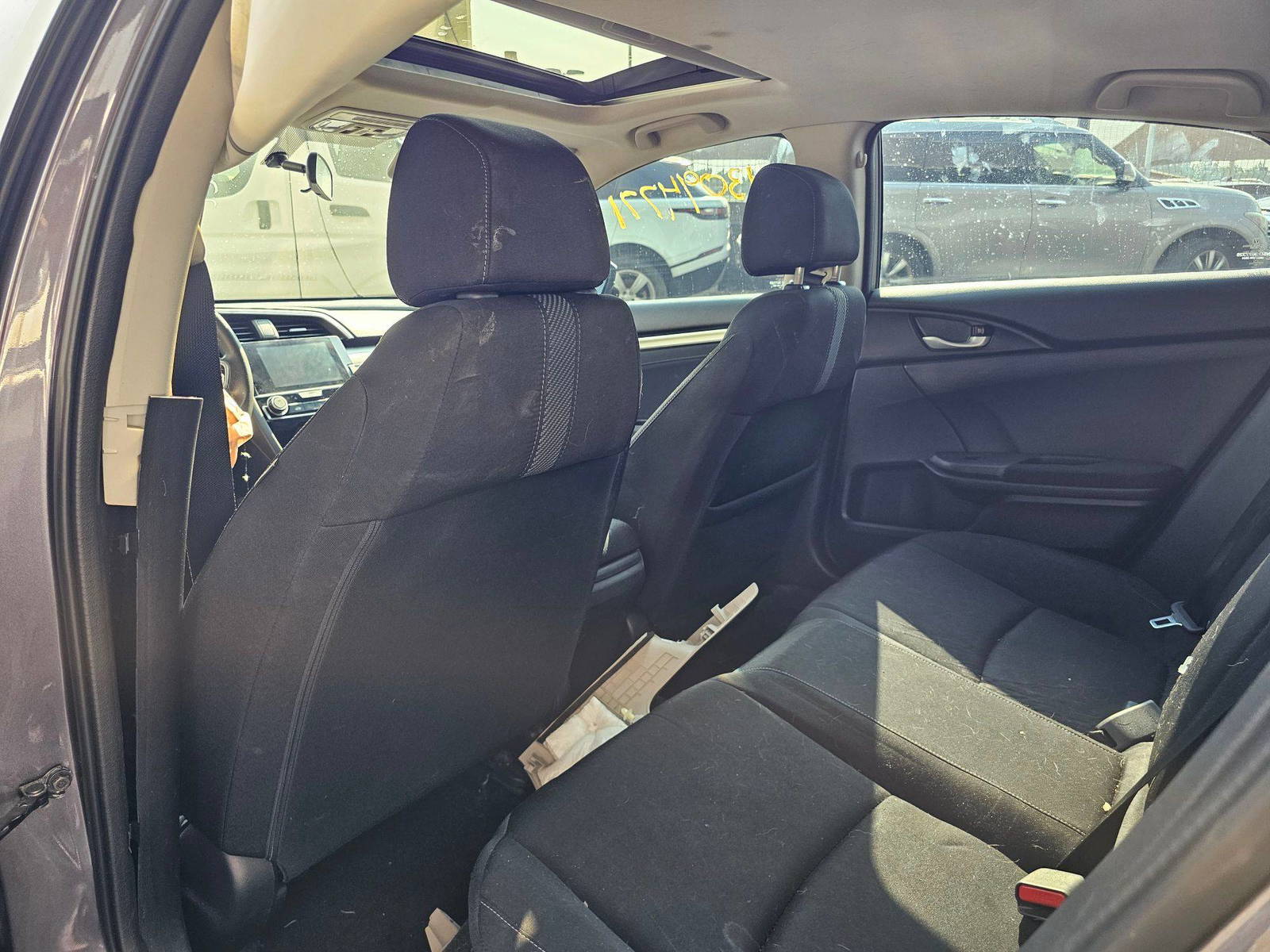 2016 HONDA CIVIC — 131860 Miles — Lot 43094771 — Souq - Marhaba Auctions Used Cars - Image 6