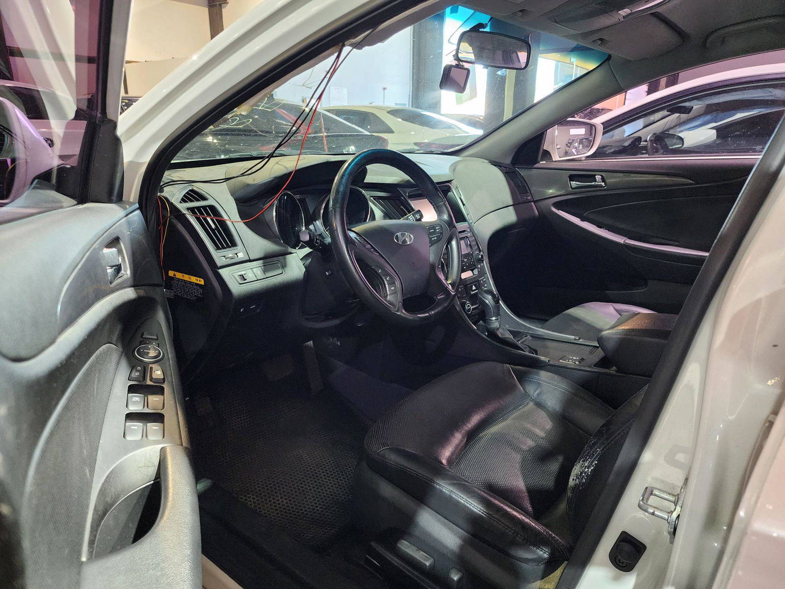 2014 HYUNDAI SONATA — 188626 KM — Lot 125478 — Main - Marhaba Auctions Used Cars - Image 9