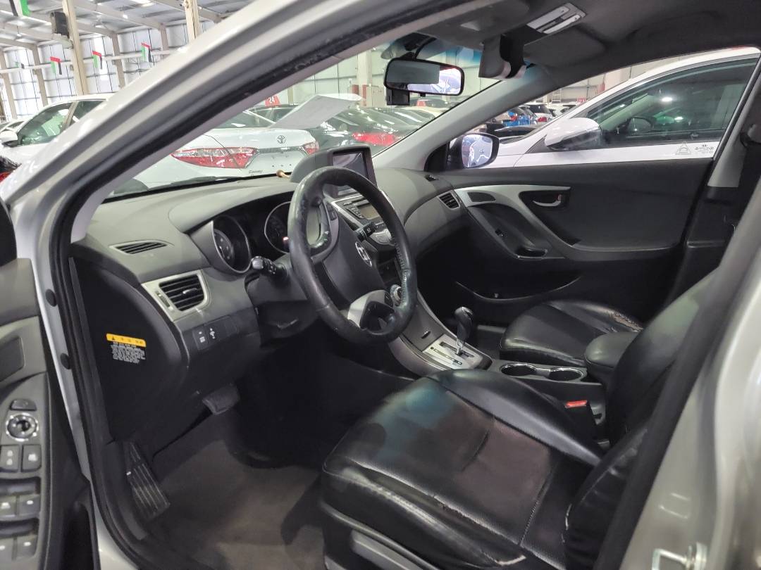 2012 HYUNDAI AVANTE — 134977 KM — Lot 384715 — Main - Marhaba Auctions Used Cars - Image 6