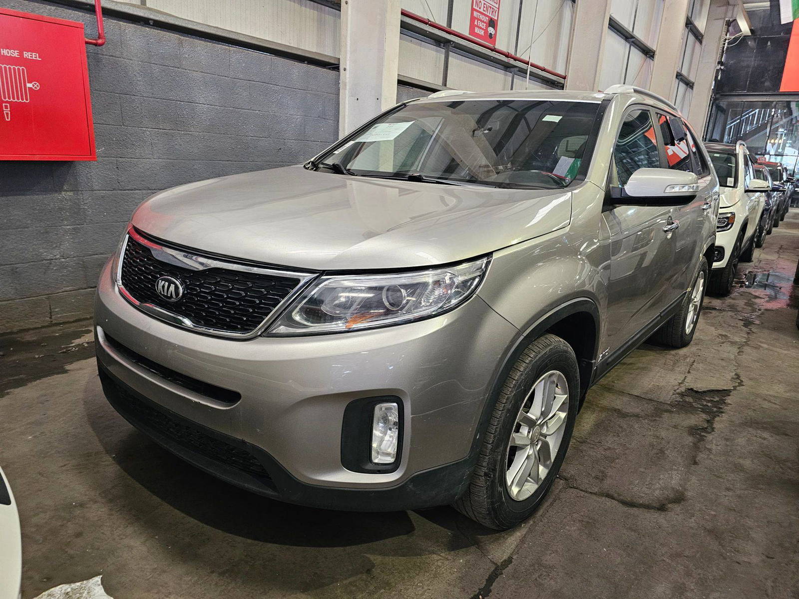 KIA SORENTO 2015 - Marhaba Auction Used Cars - Image 3