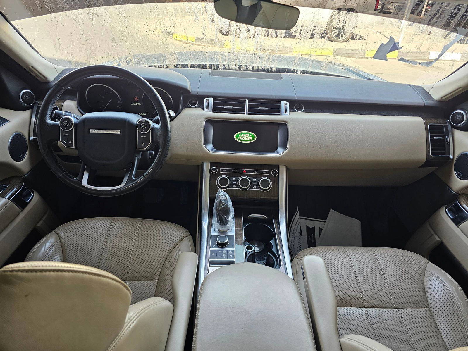 LAND ROVER RANGE ROVER SPORT 2017 - Marhaba Auction Used Cars - Image 8