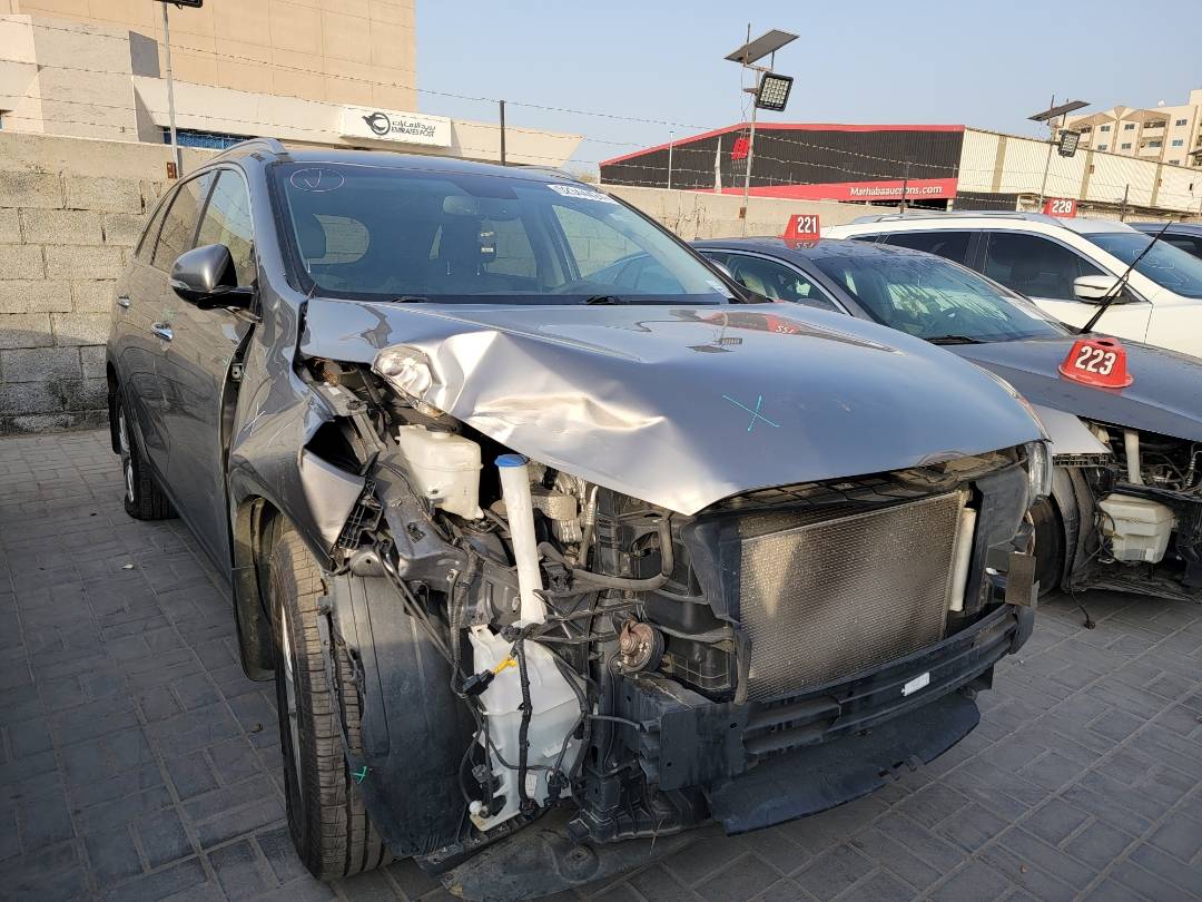 2018 KIA SORENTO — 132281 Miles — Lot 35JG407480 — Ind. 12 - Marhaba Auctions Used Cars - Image 4