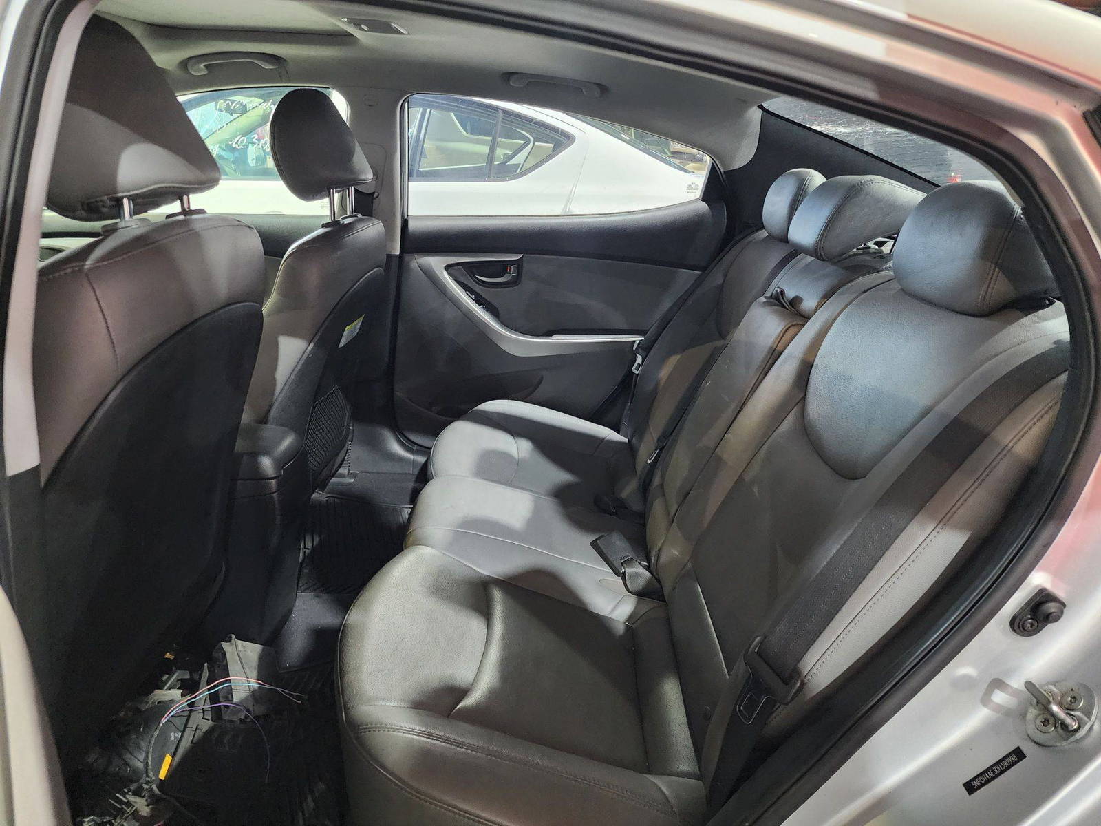 2013 HYUNDAI ELANTRA — 201312 Miles — Lot 75450974 — Al Quoz - Marhaba Auctions Used Cars - Image 7