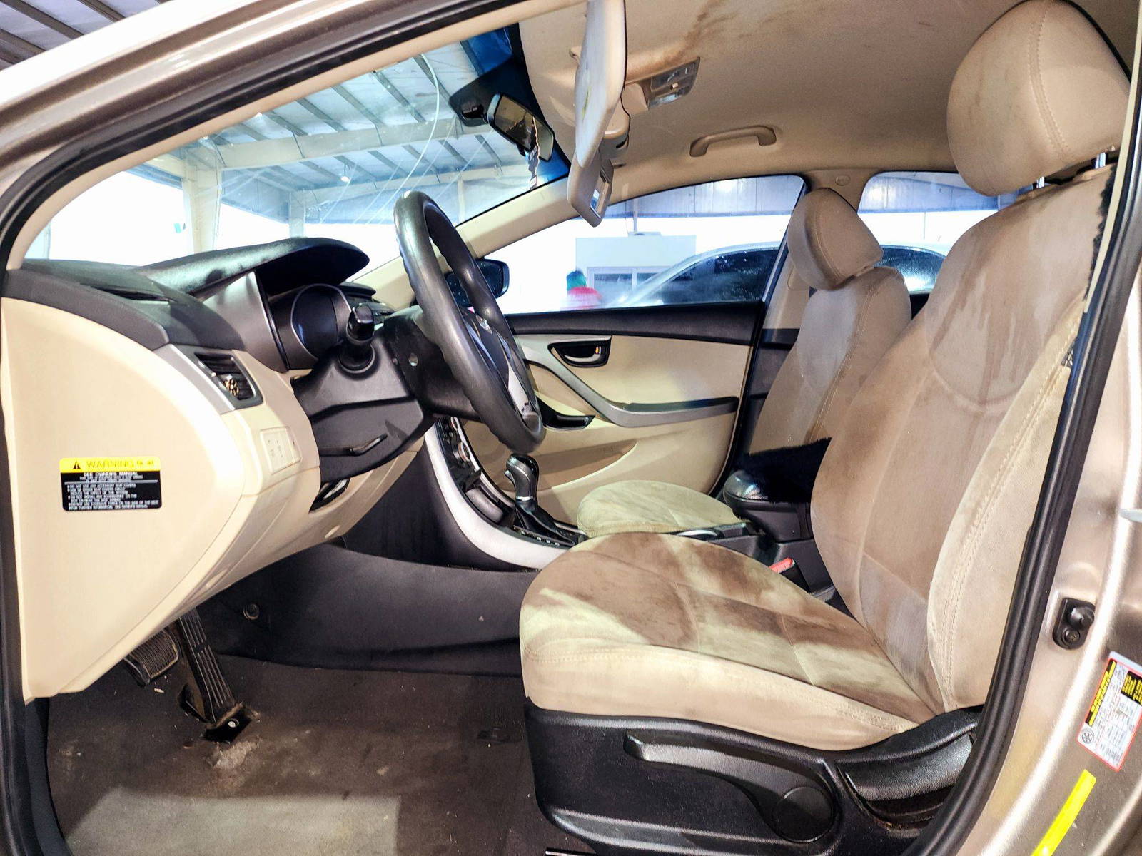 2015 HYUNDAI ELANTRA — 179515 Miles — Lot 51323 — Souq - Marhaba Auctions Used Cars - Image 8