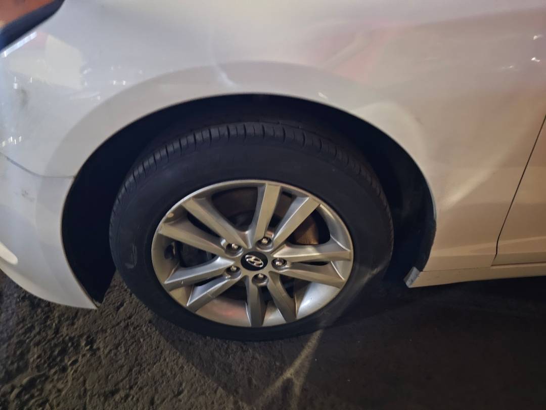 2016 HYUNDAI SONATA — 189492 Miles — Lot H377172 — Ind. 12 - Marhaba Auctions Used Cars - Image 9