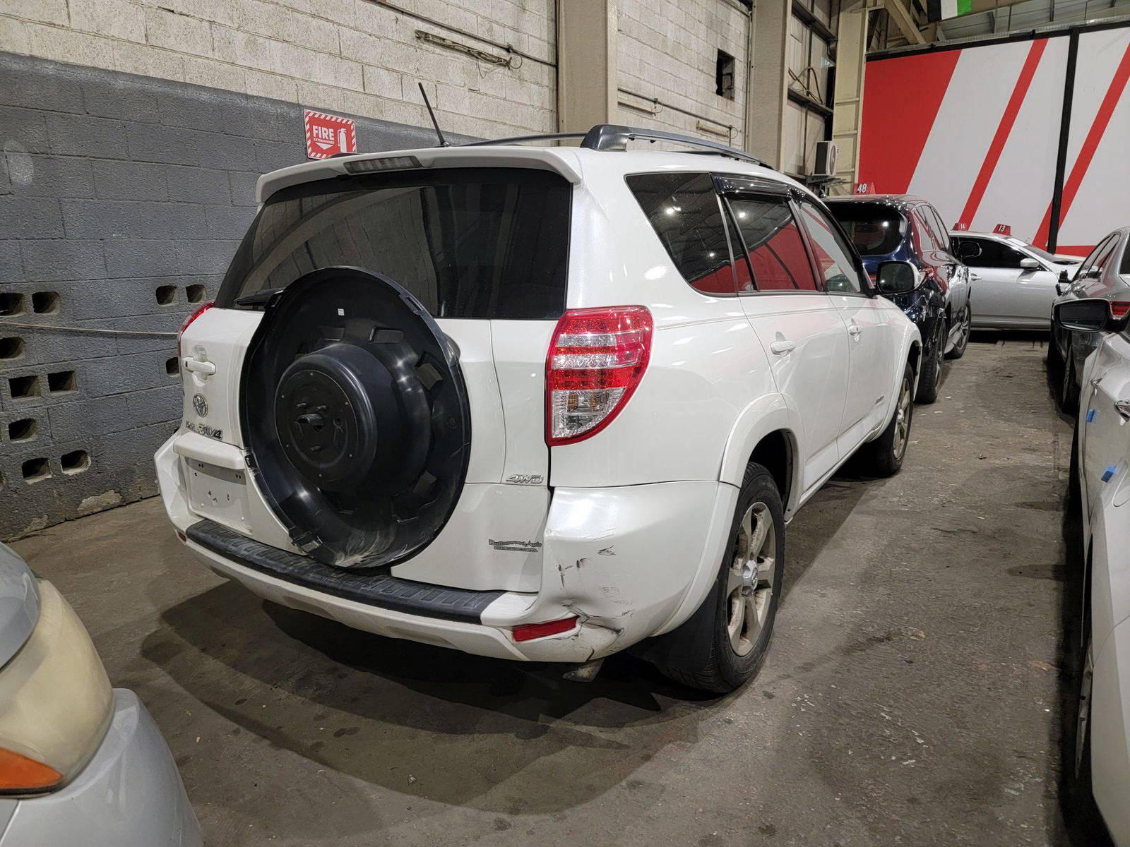 2009 TOYOTA RAV4 — 177057 Miles — Lot 42594306 — Main - Marhaba Auctions Used Cars - Image 6