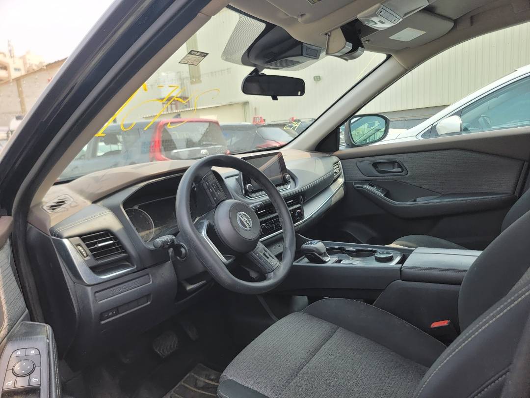 2021 NISSAN ROGUE — 40620 Miles — Lot MC842451 — Main - Marhaba Auctions Used Cars - Image 6