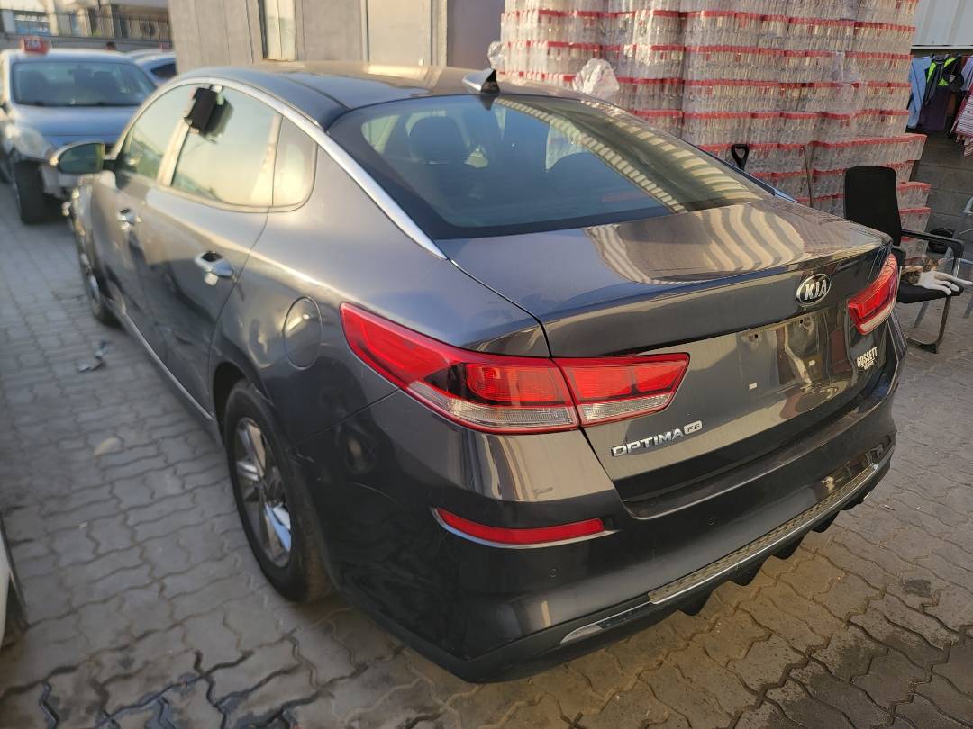 2019 KIA OPTIMA — 158284 Miles — Lot G281386 — Main - Marhaba Auctions Used Cars - Image 4