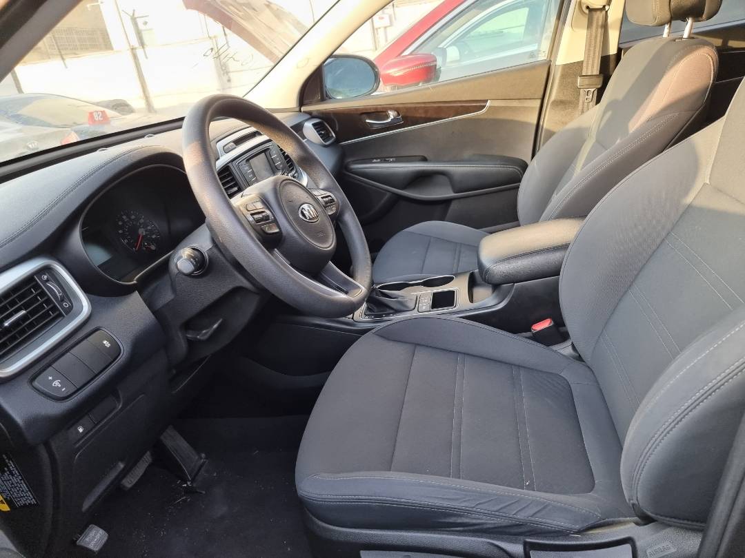 2017 KIA SORENTO — 126935 Miles — Lot 215487 — Ind. 12 - Marhaba Auctions Used Cars - Image 8