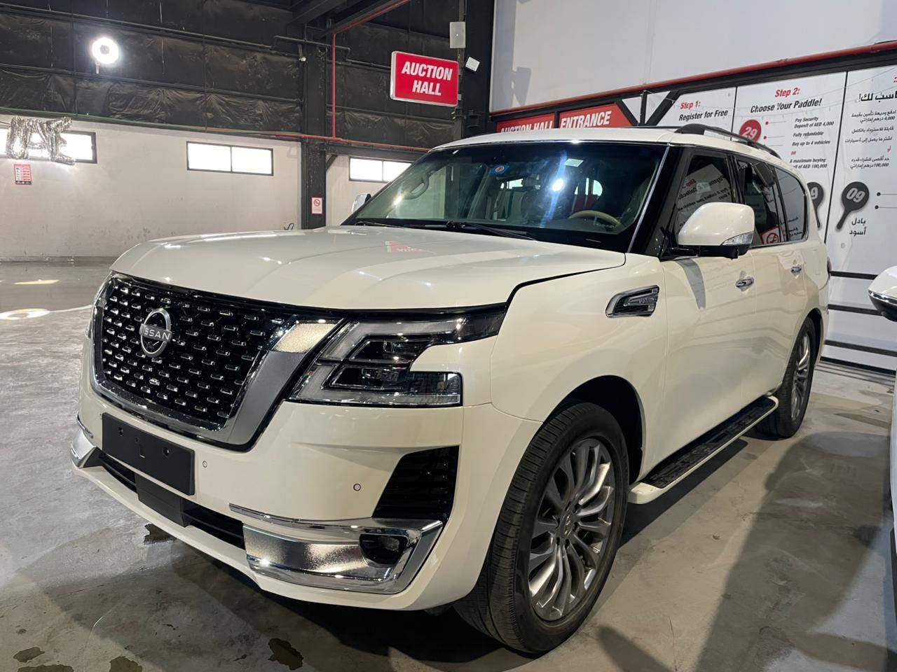 2015 INFINITI QX80 — 155836 Miles — Lot F9080739 — Main - Marhaba Auctions Used Cars - Image 4