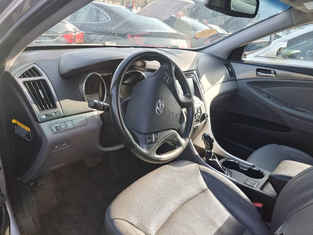2012 HYUNDAI SONATA — 201776 Miles — Lot 43072410 — Souq - Marhaba Auctions Used Cars - Image 6