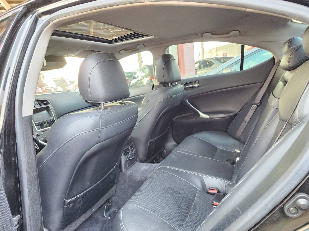 2009 LEXUS IS 250 — 225134 Miles — Lot 52791364 — Souq - Marhaba Auctions Used Cars - Image 10