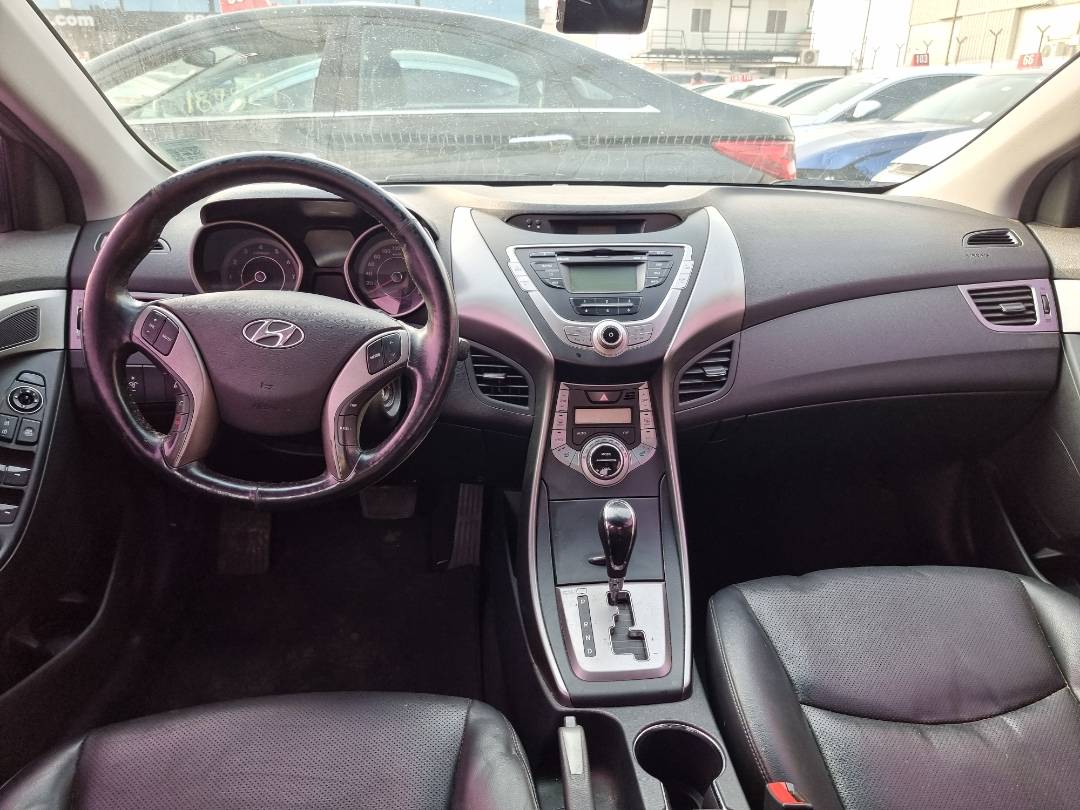2013 HYUNDAI AVANTE — 149056 KM — Lot 215487 — Ind. 12 - Marhaba Auctions Used Cars - Image 7