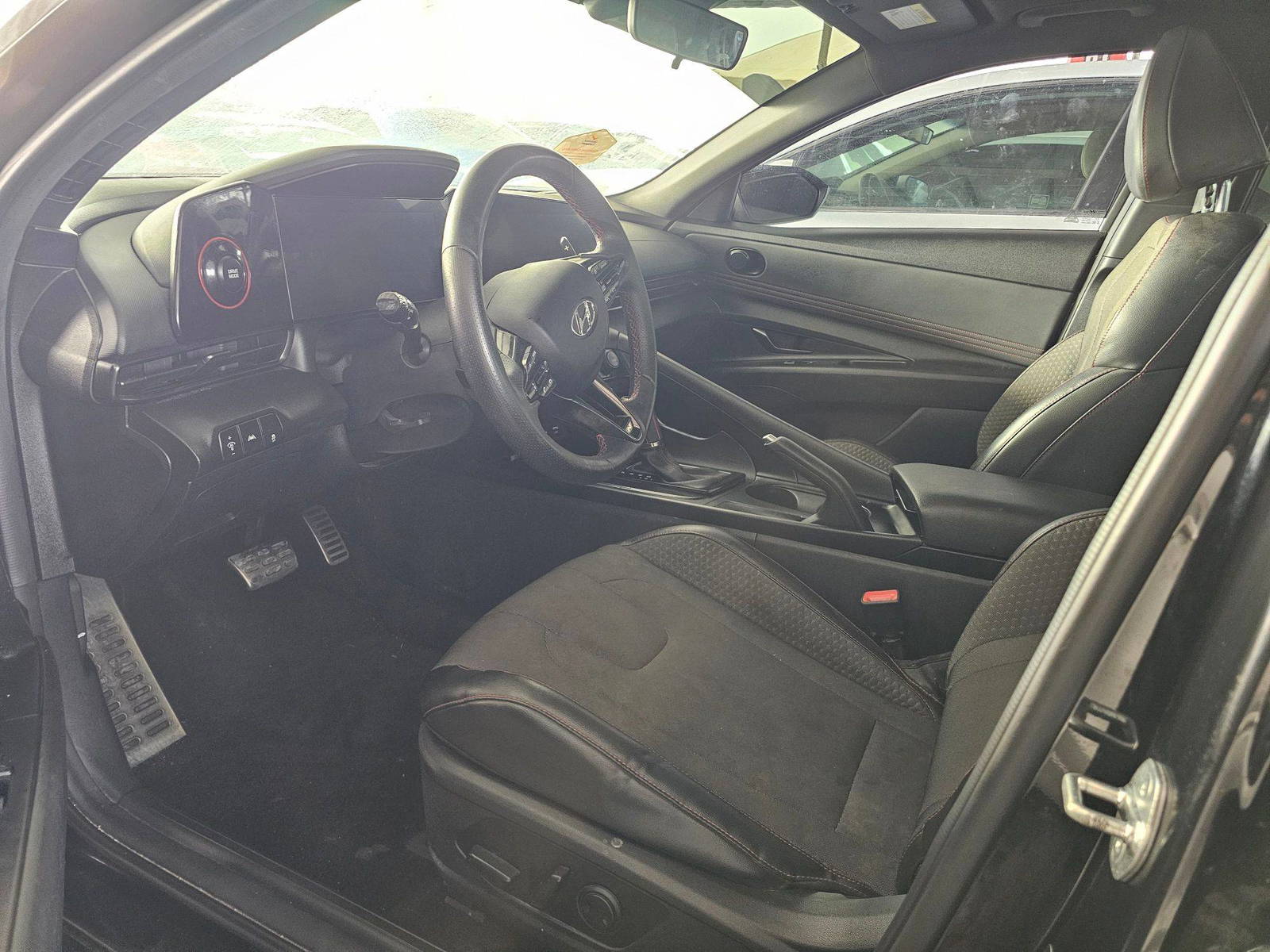 HYUNDAI ELANTRA 2023 - Marhaba Auction Used Cars - Image 9