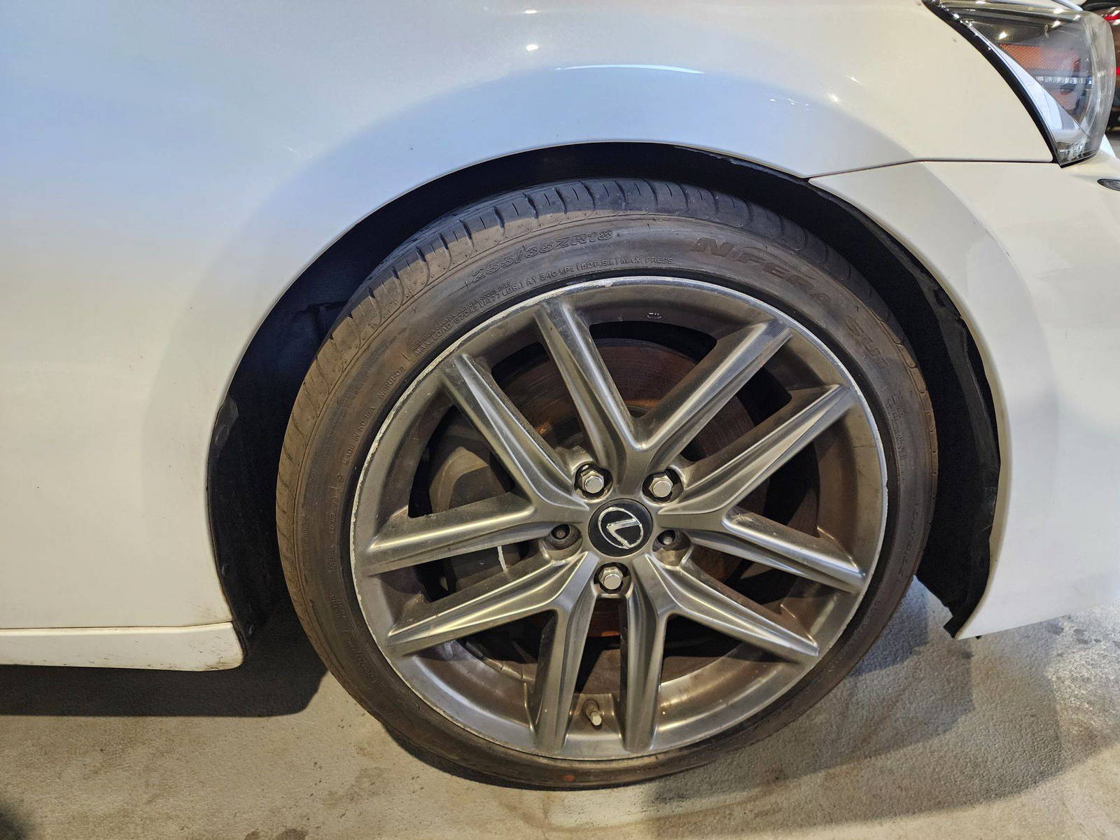 2018 LEXUS IS 300 — 155145 KM — Lot 77528644 — Al Quoz - Marhaba Auctions Used Cars - Image 12
