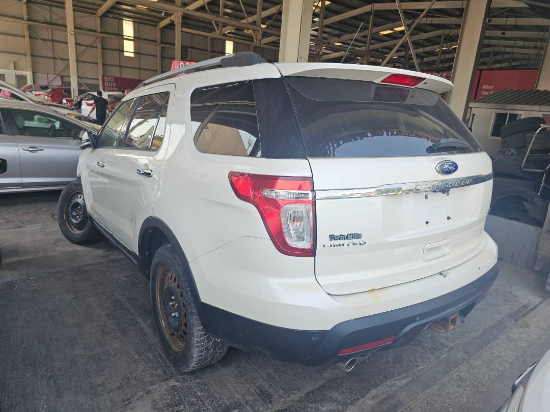 2015 FORD EXPLORER — 235191 KM — Lot 12322621 — Main - Marhaba Auctions Used Cars - Image 3