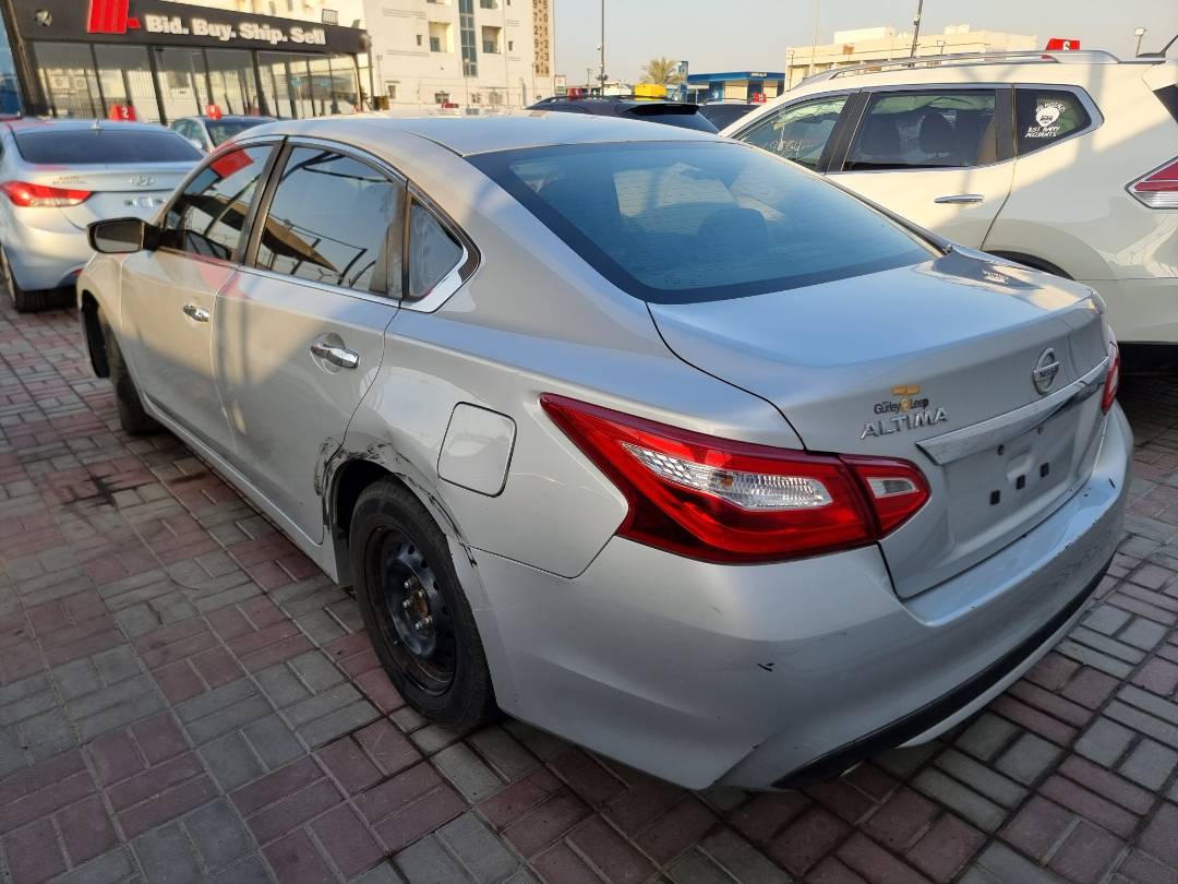 2016 NISSAN ALTIMA — 203080 Miles — Lot 125487 — Souq - Marhaba Auctions Used Cars - Image 5