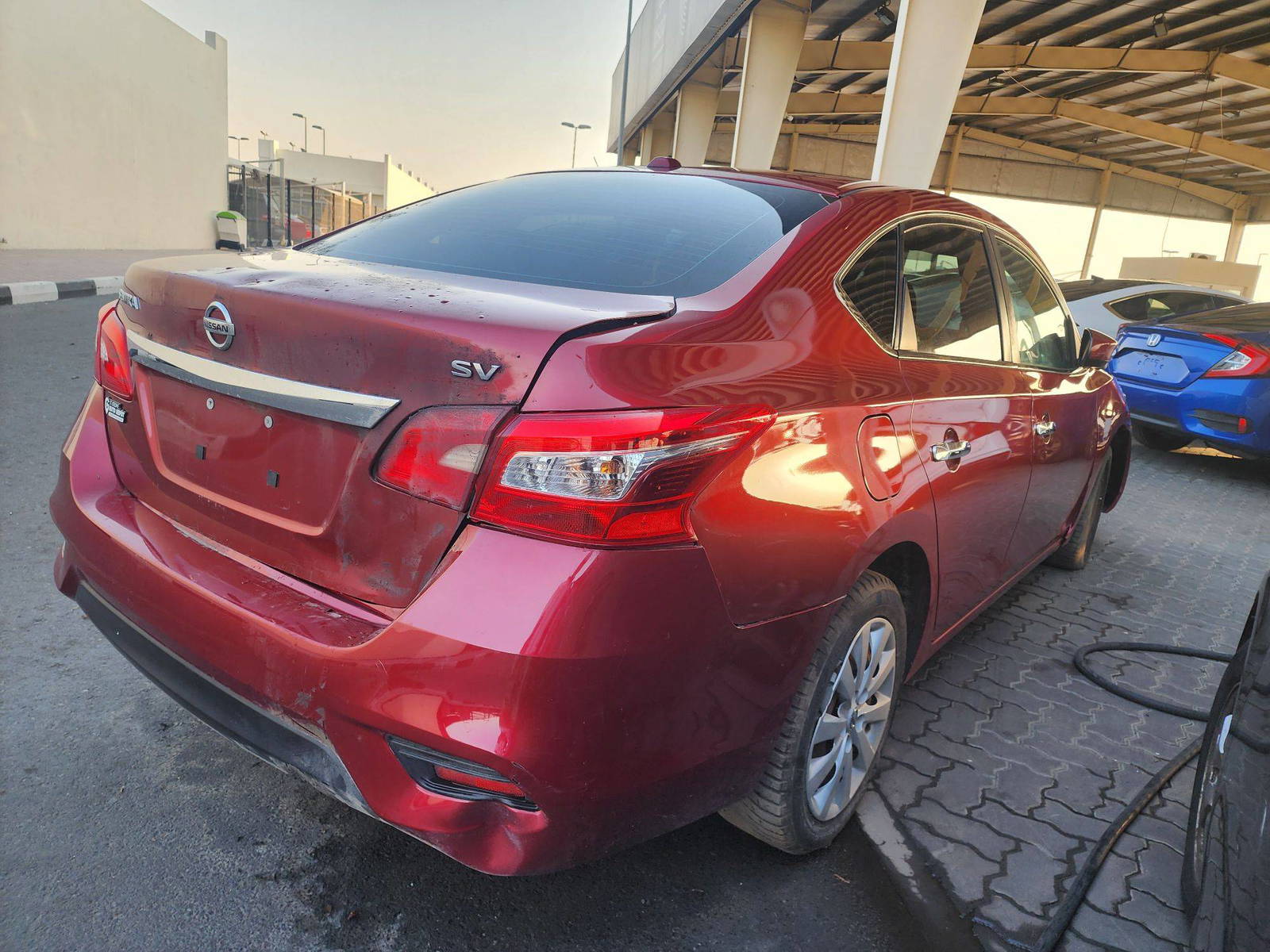 2017 NISSAN SENTRA — 173947 KM — Lot 348115 — Souq - Marhaba Auctions Used Cars - Image 5