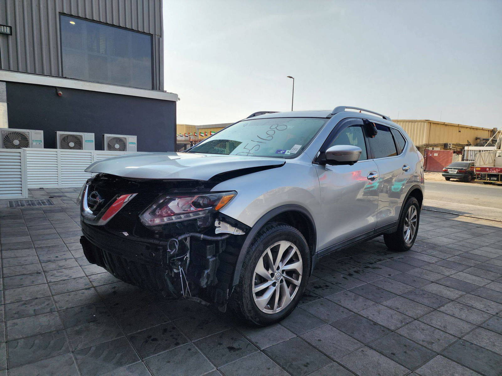 2015 NISSAN ROGUE — 89608 Miles — Lot 51608 — Al Quoz - Marhaba Auctions Used Cars - Image 6