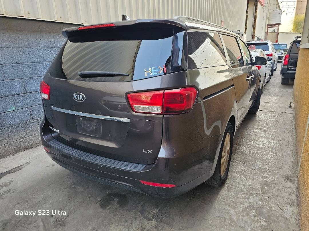 2016 KIA SEDONA — 193324 Miles — Lot 6100279 — Main - Marhaba Auctions Used Cars - Image 3