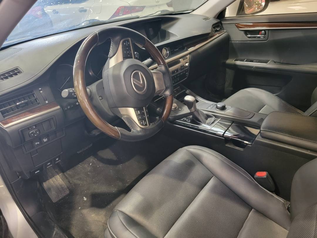 2016 LEXUS ES 350 — 43946 Miles — Lot G7G2232104 — Main - Marhaba Auctions Used Cars - Image 5