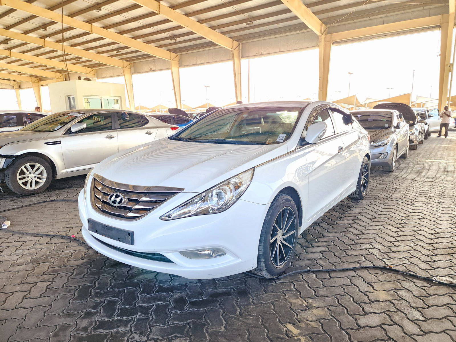 2011 HYUNDAI SONATA — 139412 KM — Lot 206307 — Main - Marhaba Auctions Used Cars - Image 5
