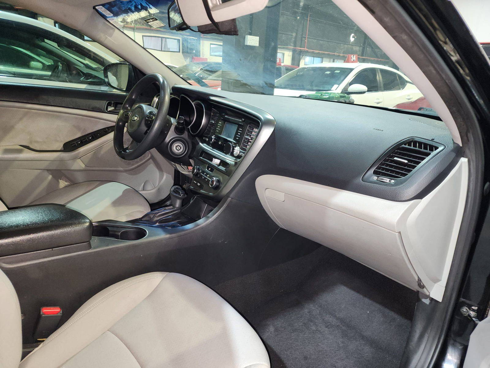 2015 KIA OPTIMA — 134669 Miles — Lot 78525683 — Al Quoz - Marhaba Auctions Used Cars - Image 8