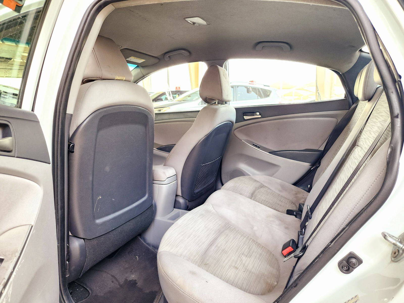 HYUNDAI ACCENT 2016 - Marhaba Auction Used Cars - Image 6