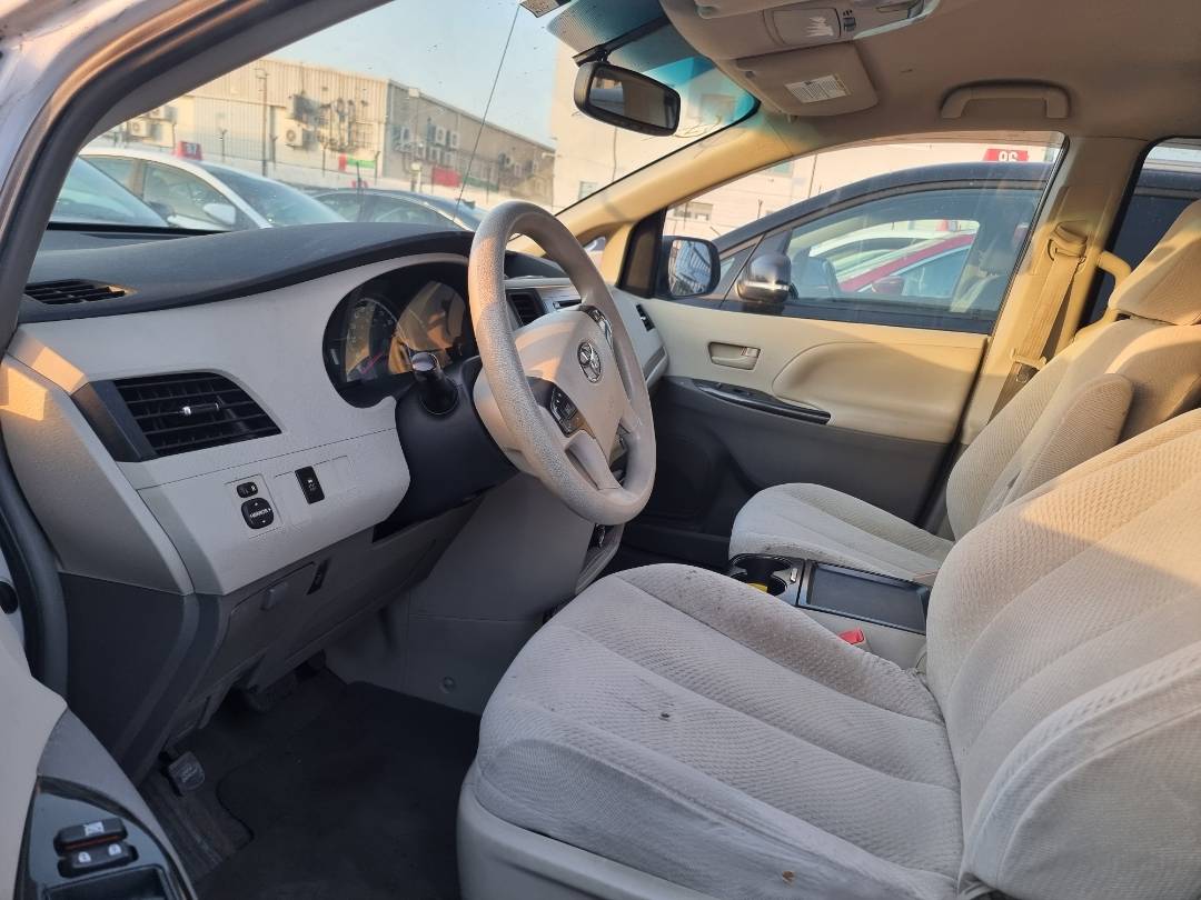 TOYOTA SIENNA 2011 - Marhaba Auction Used Cars - Image 9
