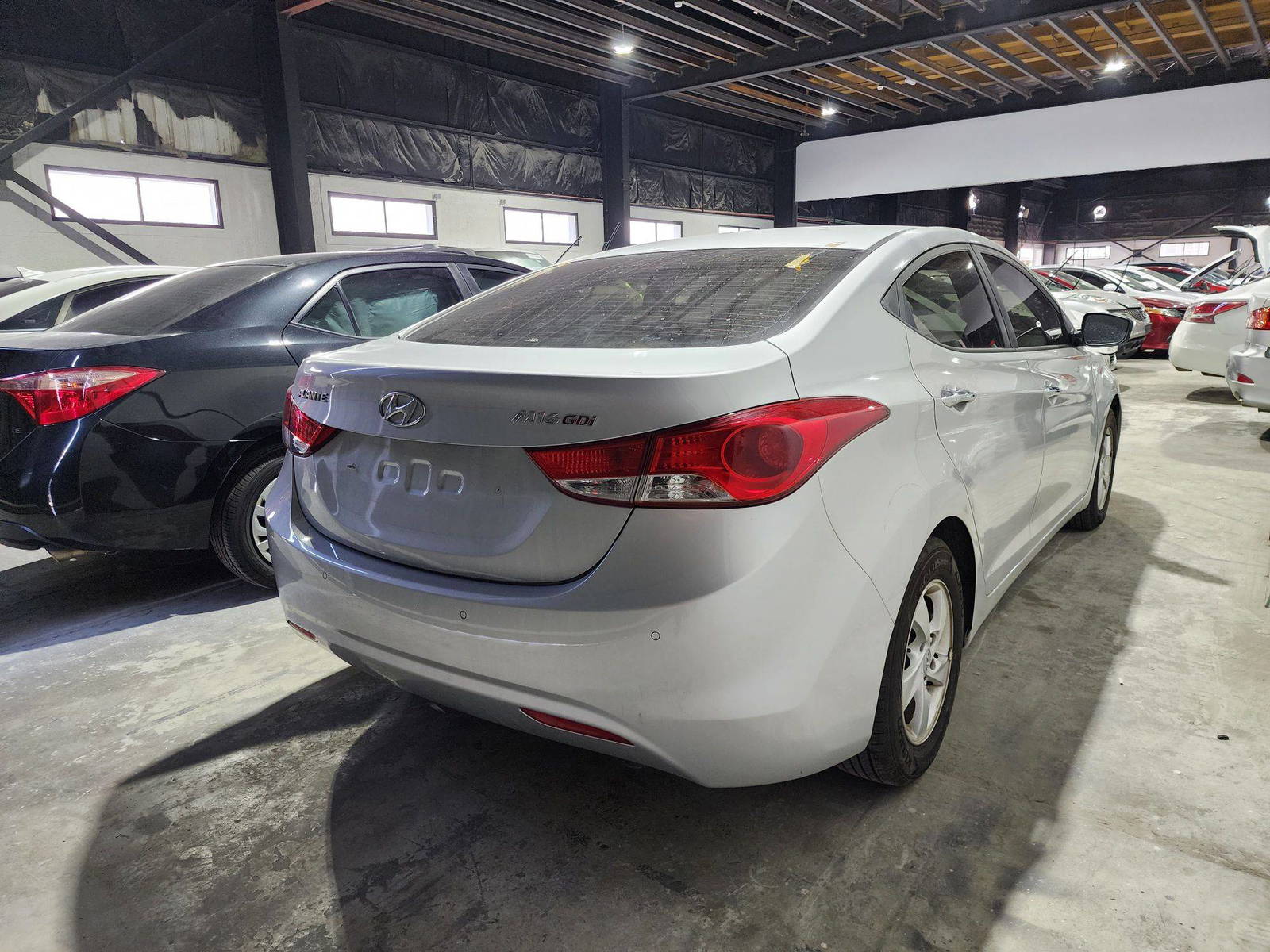 HYUNDAI AVANTE 2011 - Marhaba Auction Used Cars - Image 6