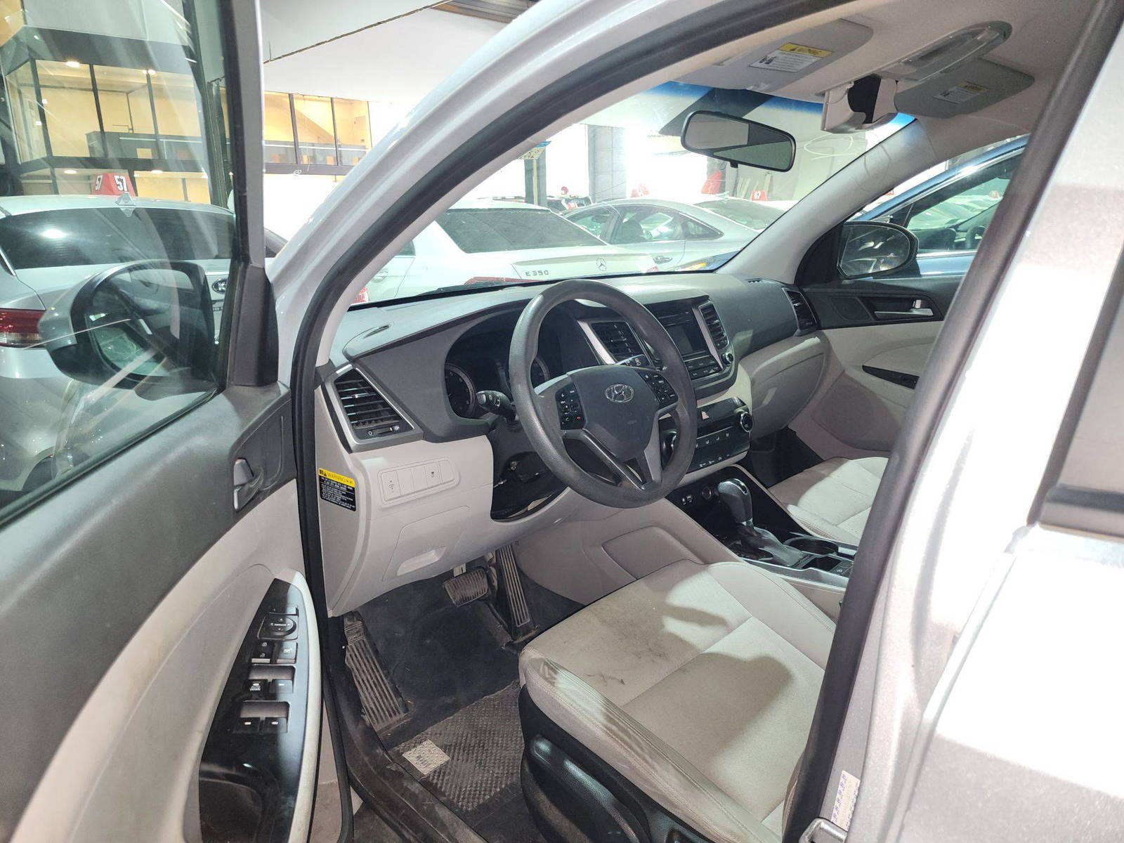 2018 HYUNDAI TUCSON — 136996 Miles — Lot 83871284 — Al Quoz - Marhaba Auctions Used Cars - Image 9