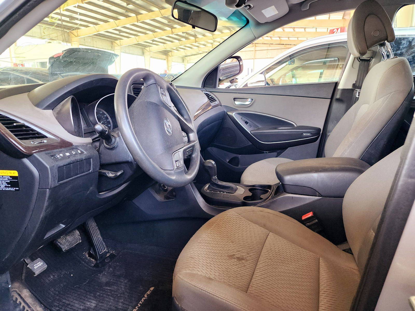 2018 HYUNDAI SANTA FE SPORT — 104022 Miles — Lot 9JG541086 — Souq - Marhaba Auctions Used Cars - Image 8