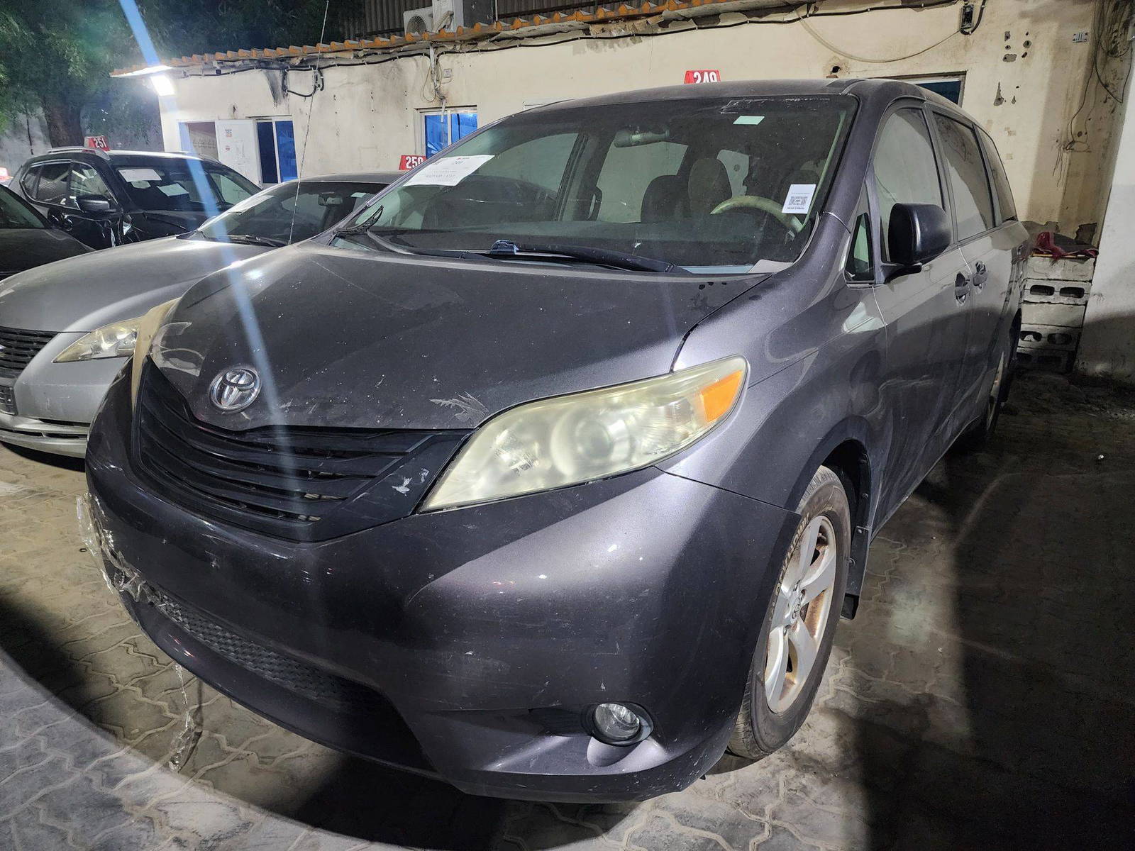 TOYOTA SIENNA 2012 - Marhaba Auction Used Cars - Image 3