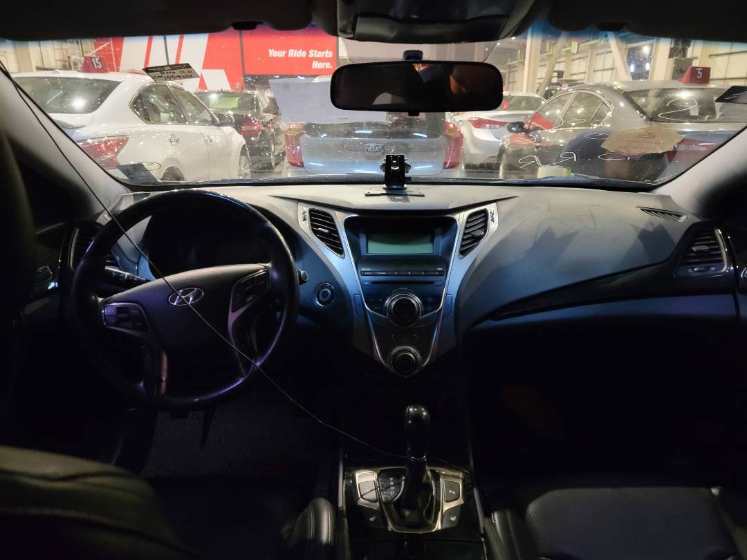 HYUNDAI GRANDEUR 2011 - Marhaba Auction Used Cars - Image 7