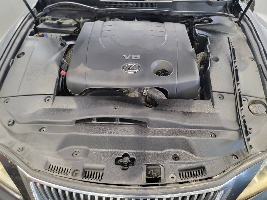 2010 LEXUS IS 250 — 219003 Miles — Lot 5127497 — Souq - Marhaba Auctions Used Cars - Image 12