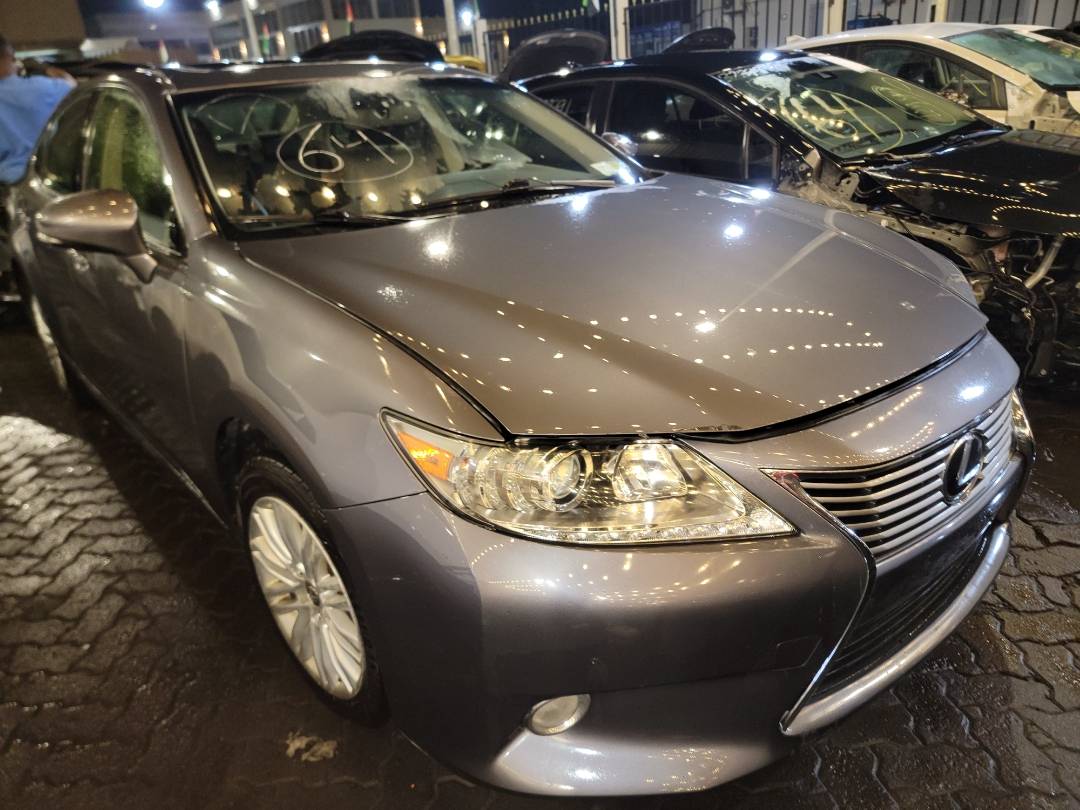 2013 LEXUS ES 350 — 179704 Miles — Lot 062129 - Marhaba Auctions Used Cars - Image 10
