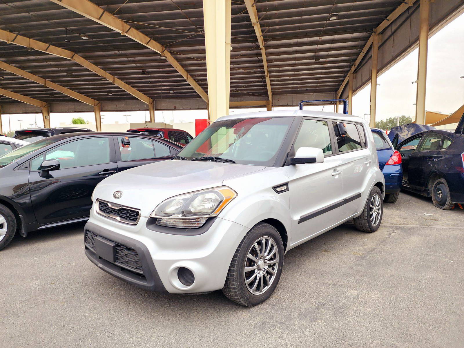 2013 KIA SOUL — 218083 Miles — Lot D7772355 — Souq - Marhaba Auctions Used Cars - Image 5