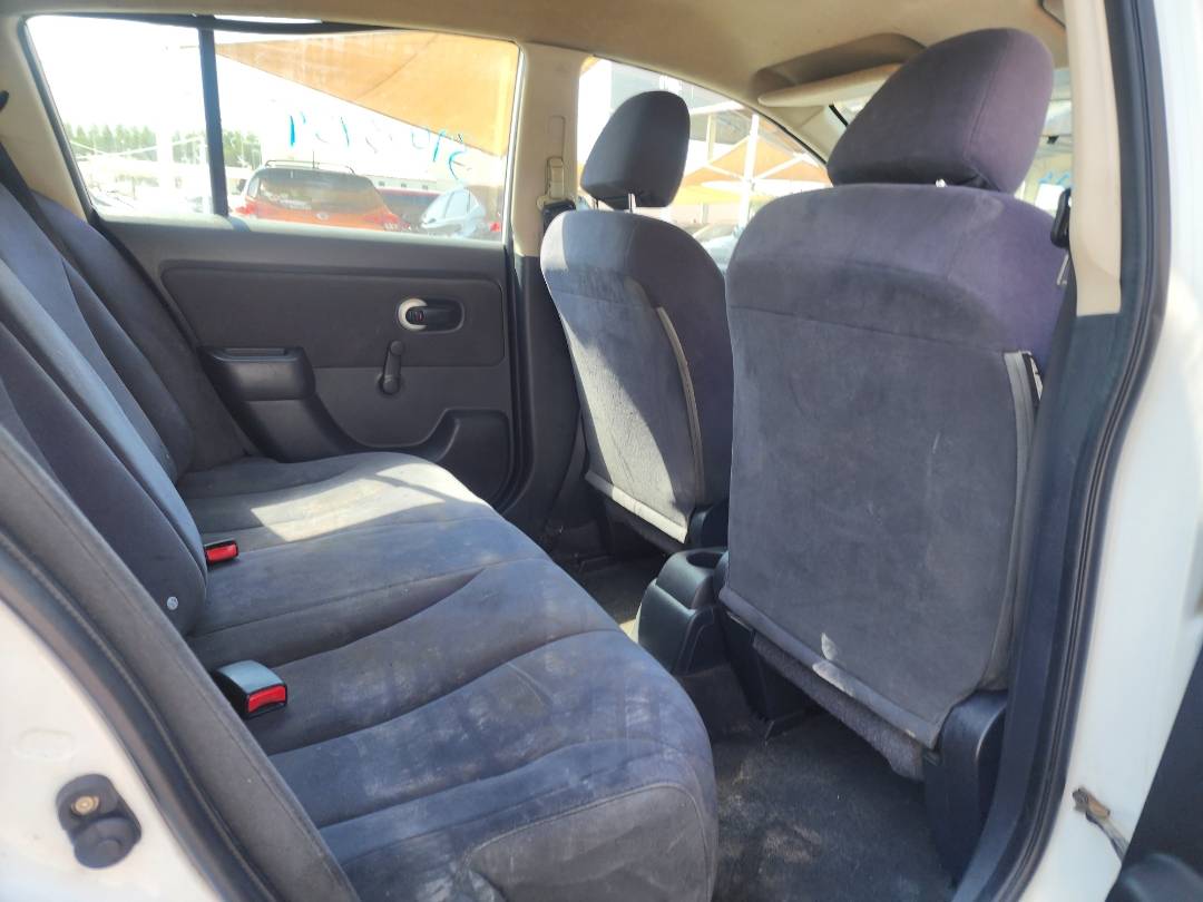 2009 NISSAN VERSA — 165160 Miles — Lot 39003754 - Marhaba Auctions Used Cars - Image 5