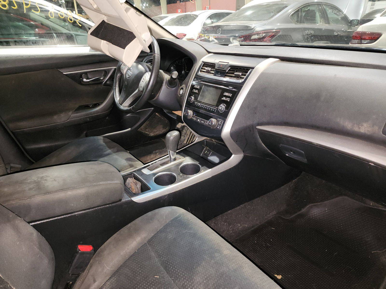 2015 NISSAN ALTIMA — 117318 Miles — Lot 38082428 - Marhaba Auctions Used Cars - Image 5