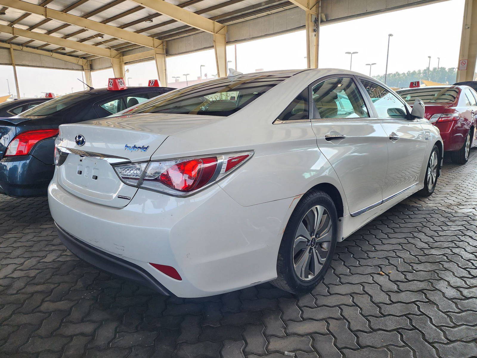 2013 HYUNDAI SONATA — 210079 Miles — Lot A090038 — Souq - Marhaba Auctions Used Cars - Image 3