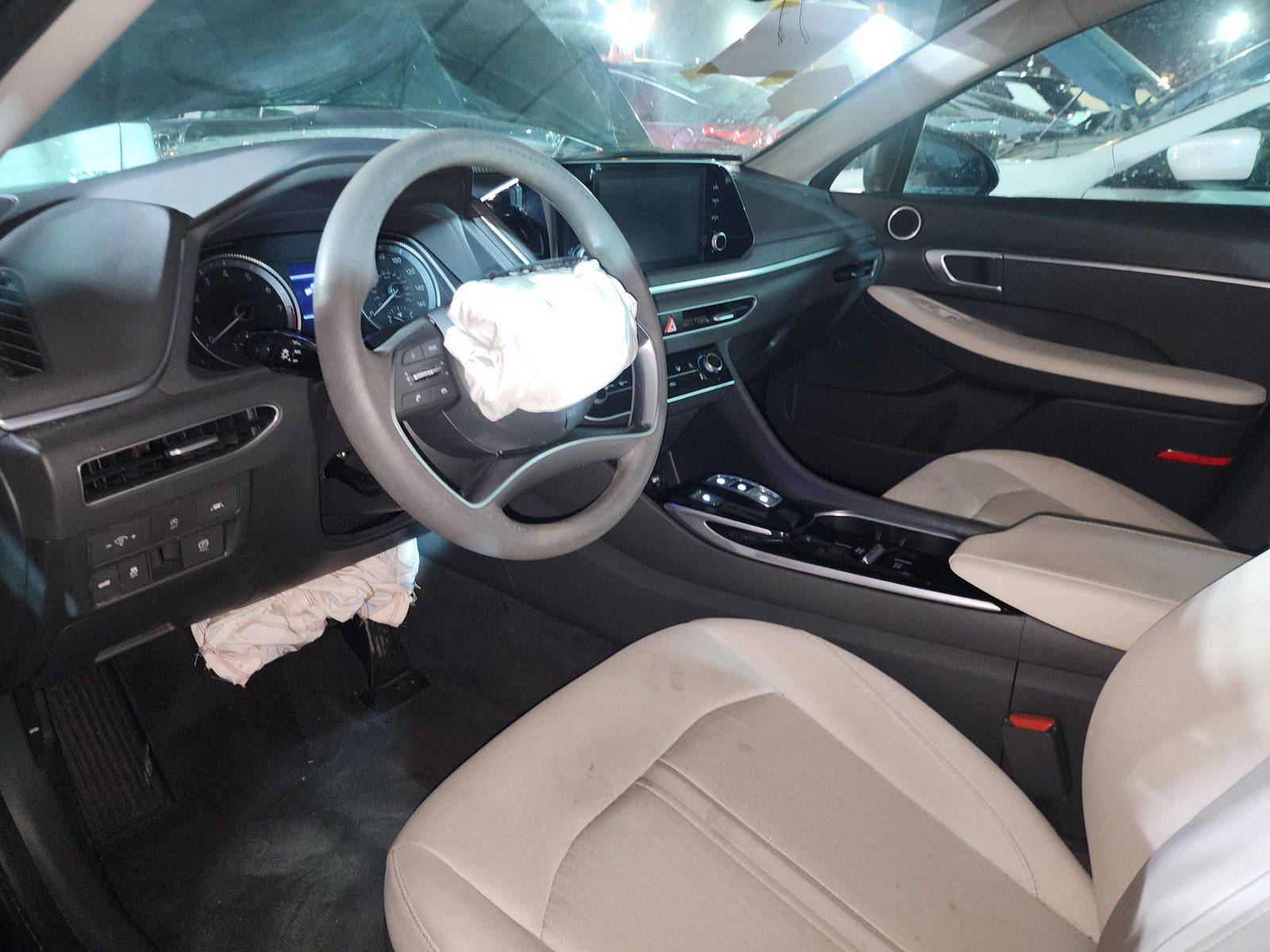 HYUNDAI SONATA 2023 - Marhaba Auction Used Cars - Image 9