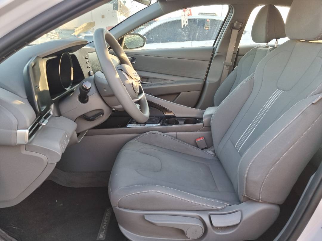 2021 HYUNDAI ELANTRA — 32208 Miles — Lot 44688264 — Souq - Marhaba Auctions Used Cars - Image 6