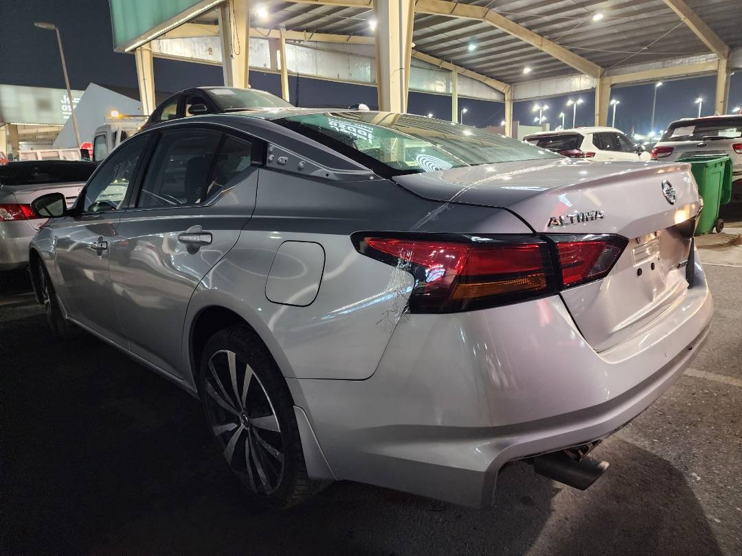 2019 NISSAN ALTIMA — 97162 Miles — Lot 18481 — Main - Marhaba Auctions Used Cars - Image 5