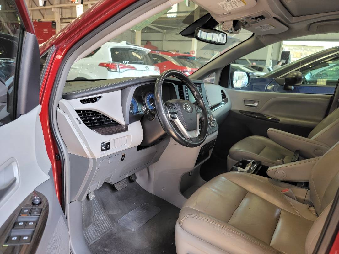 2019 TOYOTA SIENNA — 190285 Miles — Lot DC4KS010691 — Main - Marhaba Auctions Used Cars - Image 6