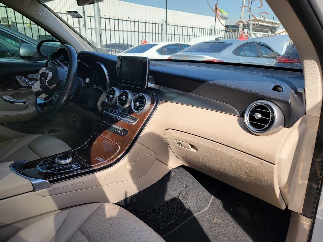 2018 MERCEDES BENZ GLC-300 — 114180 Miles — Lot JV061853 — Main - Marhaba Auctions Used Cars - Image 6