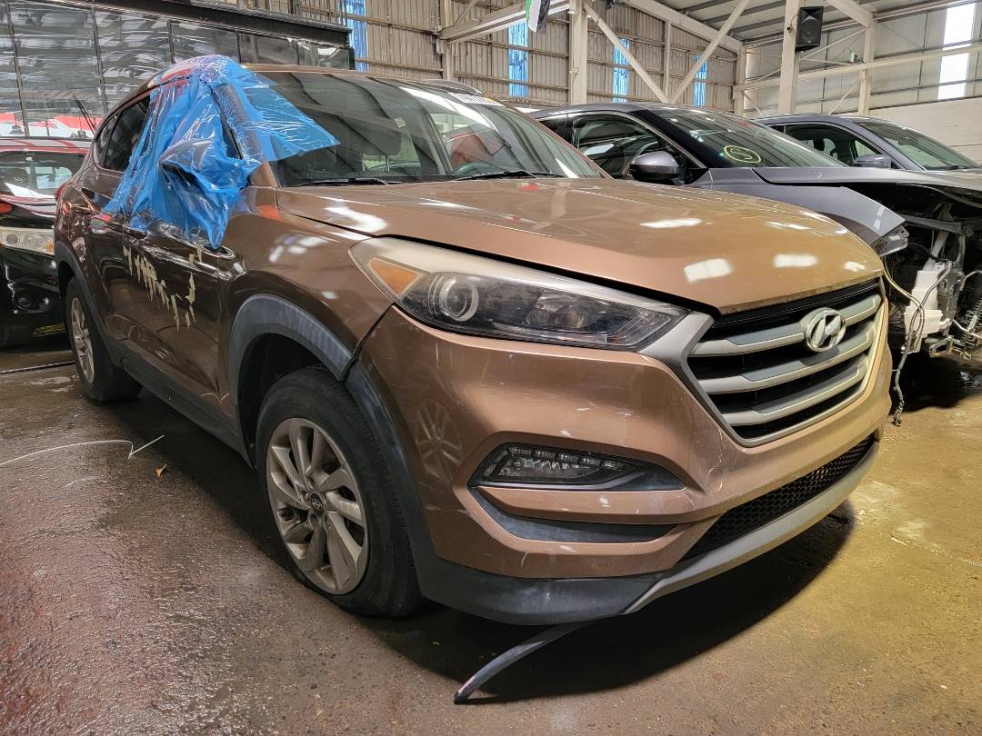 2016 HYUNDAI TUCSON — 142294 Miles — Lot 74417283 — Main - Marhaba Auctions Used Cars - Image 4