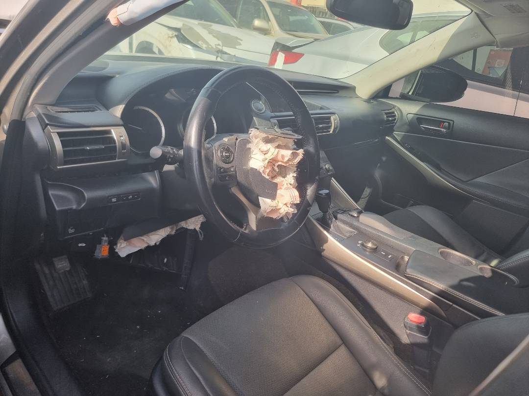 LEXUS IS 250 2015 - Marhaba Auction Used Cars - Image 7