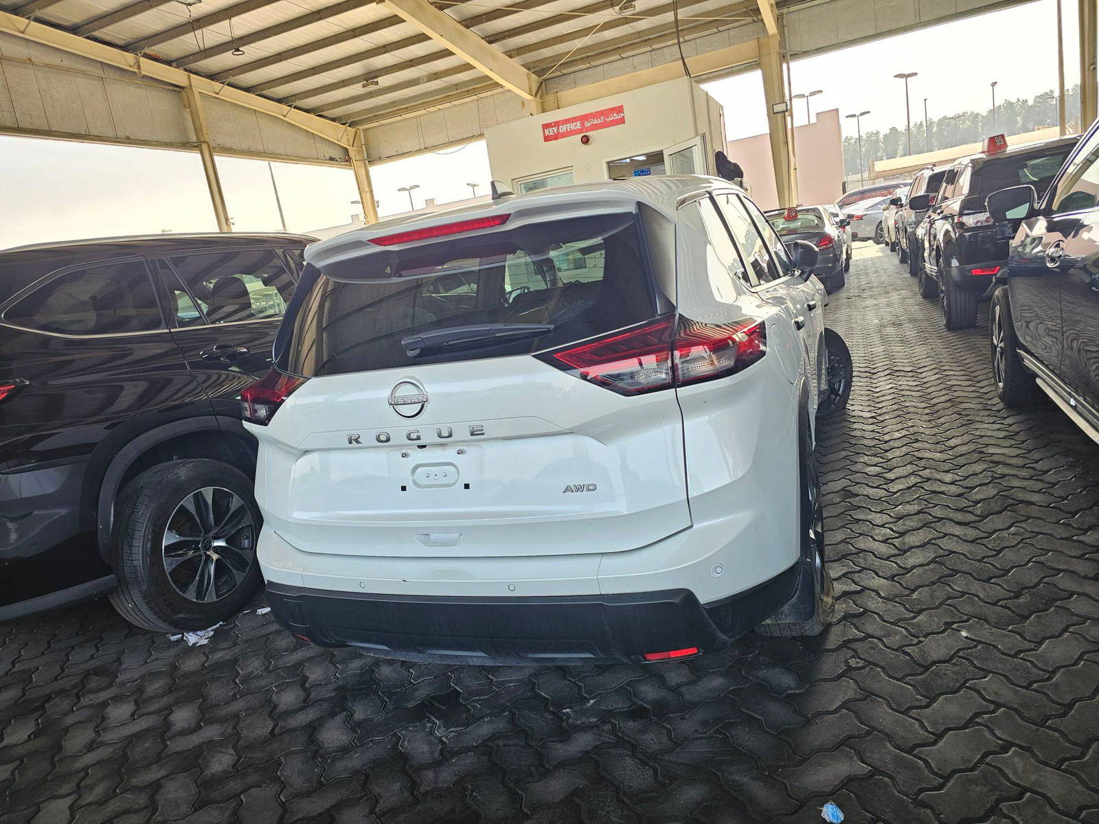 NISSAN ROGUE 2024 - Marhaba Auction Used Cars - Image 5
