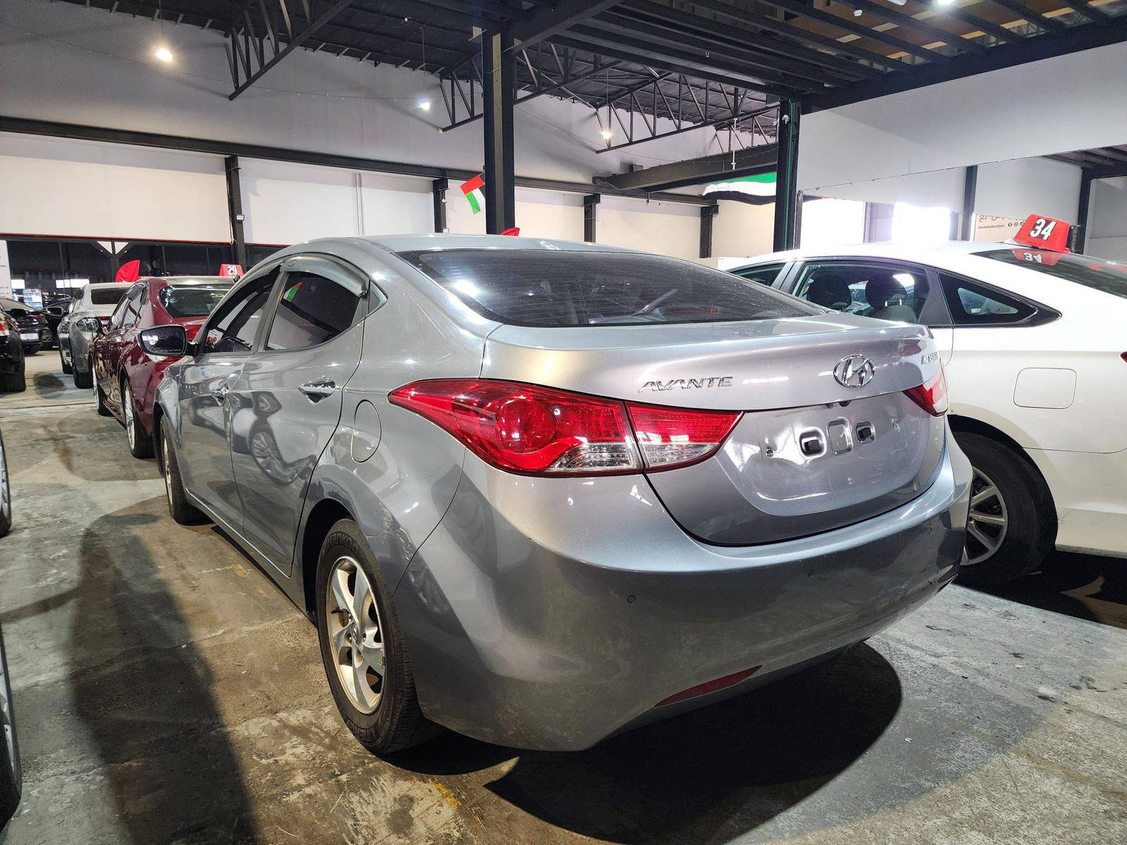 2012 HYUNDAI AVANTE — 153191 KM — Lot 311561 — Al Quoz - Marhaba Auctions Used Cars - Image 4